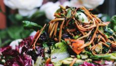 מוקפץ בריא - תבשיל ירקות וחמאת שקדים, מתכון של אפרת פטל - Daily Real Food
