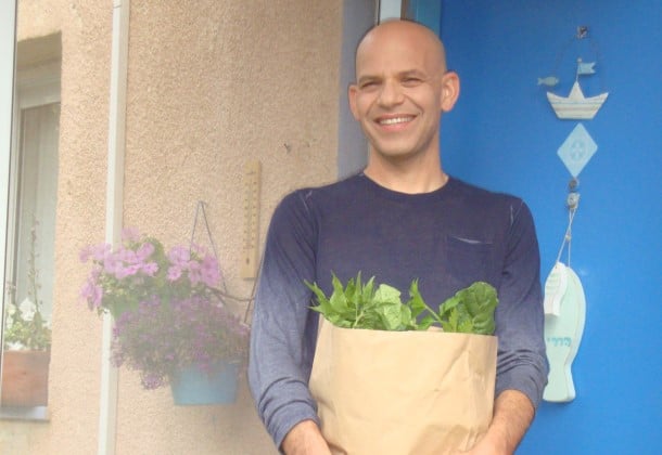 השף גיל הררי בגינת הירק