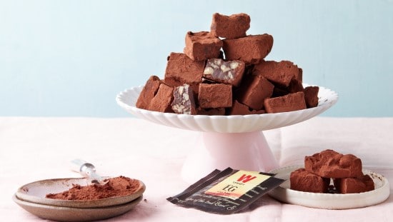מתכון לטראפלס שוקולד עם ארל גריי של רחלי קרוט לויסוצקי. צילום: טל ציפורן