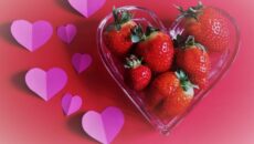 לחגוג את יום האהבה עם תותים. צילום: pixabay