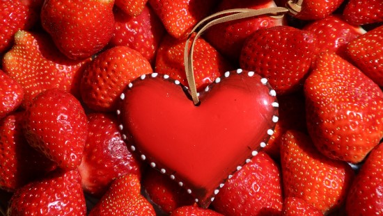 תותים, מסייעים לסובלים מאלרגיה על רקע לחץ רגשי צילום: pixabay