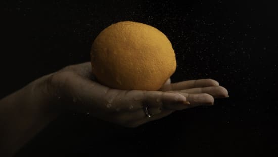 גם קליפת התפוז מועילה לבריאות. צילום: pixabay