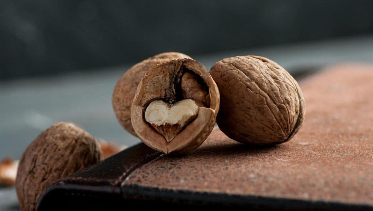 אגוזים. טובים לבריאות הלב. צילום: Pexels