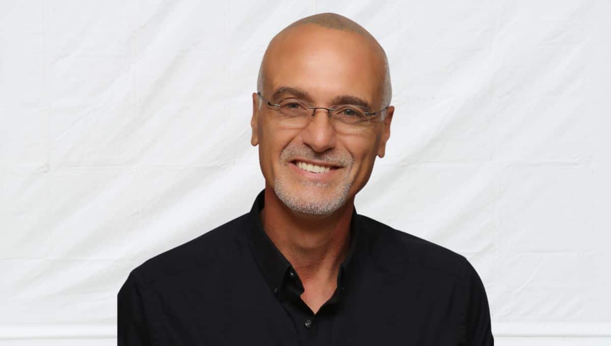 אבי מור קצב, נטורופת ND MA, הרבליסט קליני ומוסמך תדרים. תמונה: אבי מור קצב